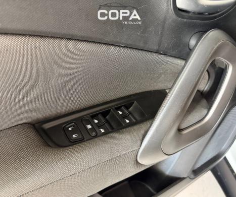 FIAT Toro 1.8 16V 4P ENDURANCE AUTOM�TICO, Foto 13