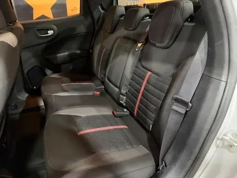 FIAT Toro 1.8 16V 4P FLEX FREEDOM AUTOMÁTICO, Foto 11