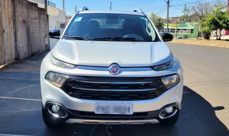 FIAT Toro 2.0 16V 4P VOLCANO 4WD TURBO DIESEL AUTOMTICO, Foto 2