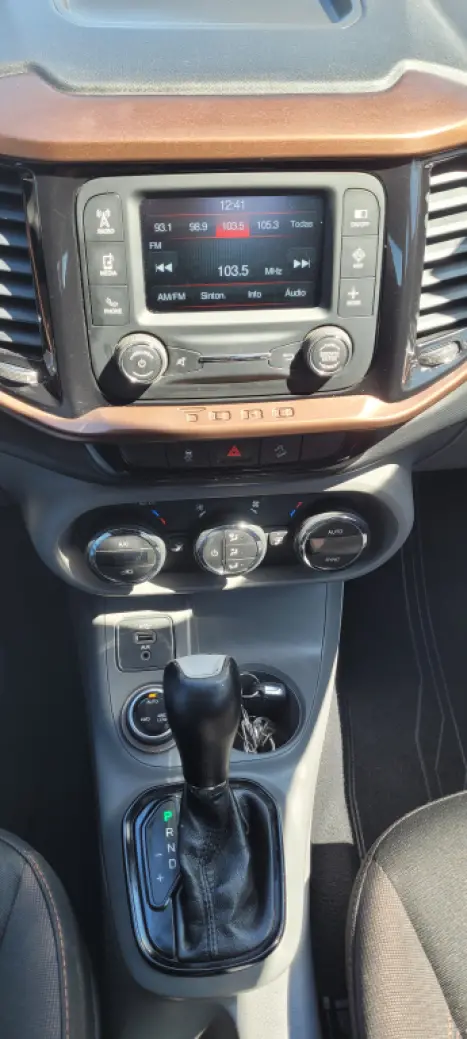 FIAT Toro 2.0 16V 4P VOLCANO 4WD TURBO DIESEL AUTOMTICO, Foto 8