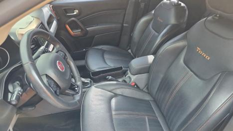 FIAT Toro 2.0 16V 4P VOLCANO 4WD TURBO DIESEL AUTOMTICO, Foto 10