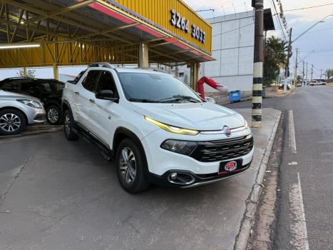 FIAT Toro 2.0 16V 4P VOLCANO 4WD TURBO DIESEL AUTOMTICO, Foto 2