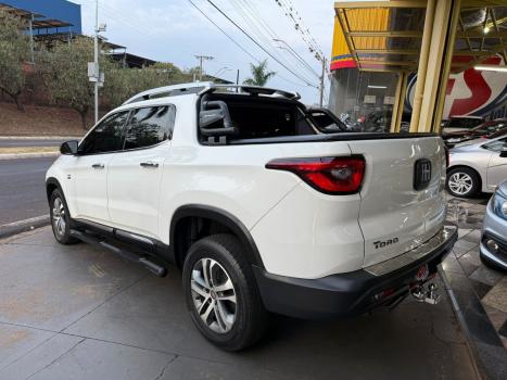FIAT Toro 2.0 16V 4P VOLCANO 4WD TURBO DIESEL AUTOMTICO, Foto 4