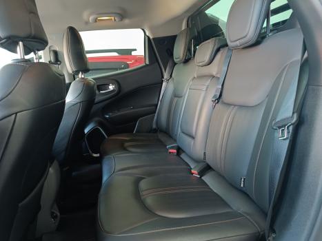 FIAT Toro 2.0 16V 4P VOLCANO 4WD TURBO DIESEL AUTOM�TICO, Foto 11