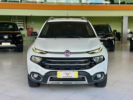 FIAT Toro 2.0 16V 4P VOLCANO 4WD TURBO DIESEL AUTOM�TICO, Foto 2