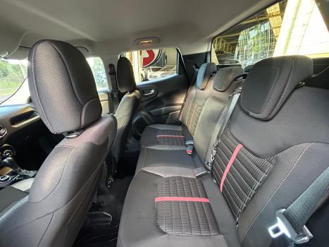 FIAT Toro 2.0 16V 4P 4WD FREEDOM TURBO DIESEL  AUTOM�TICO, Foto 8