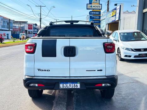 FIAT Toro 2.0 16V 4P 4WD FREEDOM TURBO DIESEL  AUTOM�TICO, Foto 8