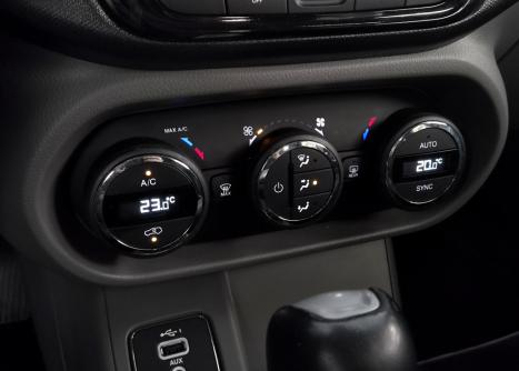 FIAT Toro 2.0 16V 4P VOLCANO 4WD TURBO DIESEL AUTOMÁTICO, Foto 17