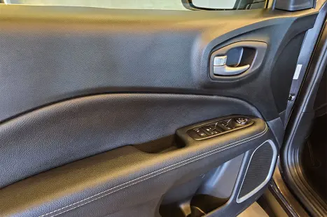 FIAT Toro 2.2 16V 4P VOLCANO 4WD TURBO DIESEL AUTOM�TICO, Foto 12