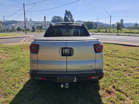 FIAT Toro 2.4 16V 4P MULTIAIR FLEX VOLCANO AUTOM�TICO, Foto 4
