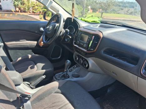 FIAT Toro 2.4 16V 4P MULTIAIR FLEX VOLCANO AUTOM�TICO, Foto 9
