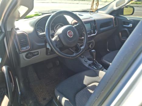 FIAT Toro 2.4 16V 4P MULTIAIR FLEX VOLCANO AUTOM�TICO, Foto 10
