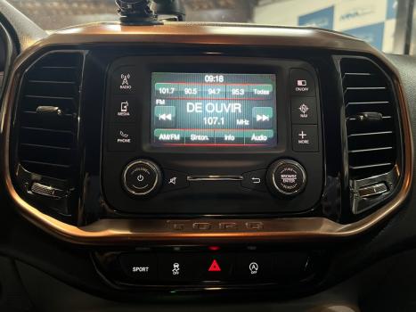 FIAT Toro 2.4 16V 4P MULTIAIR FLEX VOLCANO AUTOM�TICO, Foto 15