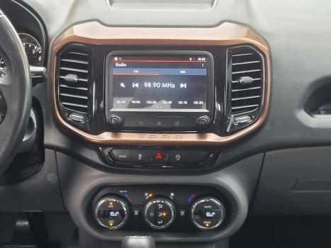 FIAT Toro 2.4 16V 4P MULTIAIR FLEX VOLCANO AUTOM�TICO, Foto 10