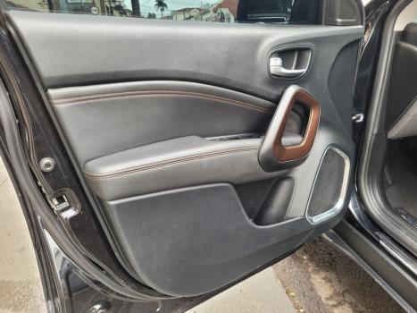 FIAT Toro 2.4 16V 4P MULTIAIR FLEX VOLCANO AUTOM�TICO, Foto 11