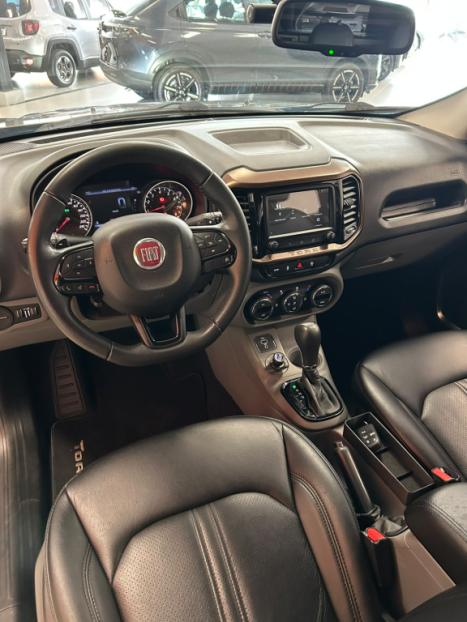 FIAT Toro 2.4 16V 4P MULTIAIR FLEX VOLCANO AUTOMÁTICO, Foto 12