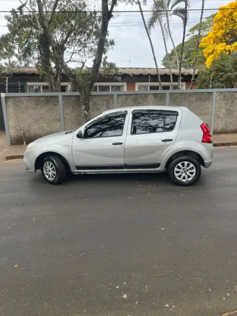 FIAT Uno 1.0 4P FLEX EVO VIVACE CELEBRATION, Foto 2