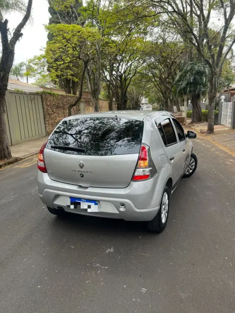 FIAT Uno 1.0 4P FLEX EVO VIVACE CELEBRATION, Foto 6