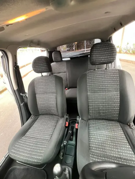 FIAT Uno 1.0 4P FLEX EVO VIVACE CELEBRATION, Foto 11