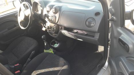 FIAT Uno 1.0 4P FLEX EVO VIVACE CELEBRATION, Foto 5