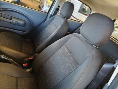 FIAT Uno 1.0 FLEX VIVACE, Foto 16