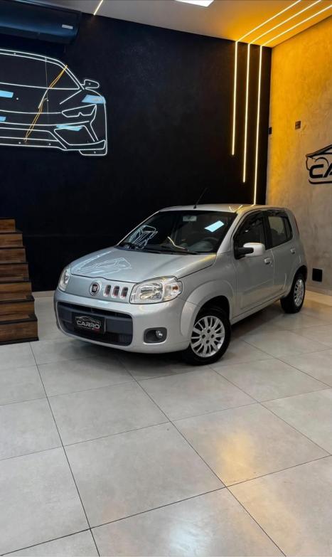 FIAT Uno 1.0 FLEX VIVACE, Foto 1