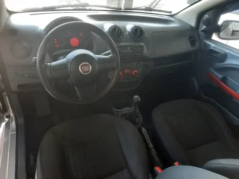 FIAT Uno 1.4 4P FLEX SPORTING, Foto 2