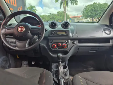 FIAT Uno 1.4 FLEX SPORTING, Foto 3