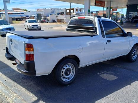 FORD Courier 1.6 L, Foto 3