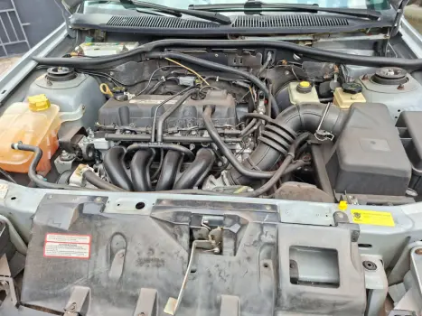 FORD Escort 1.6 4P GL, Foto 9