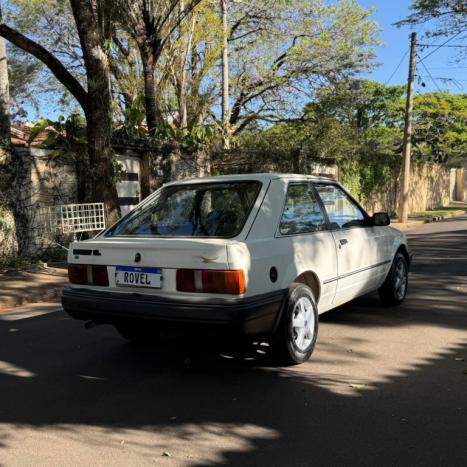 FORD Escort 1.6 GL, Foto 4