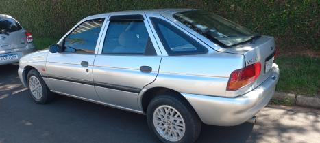 FORD Escort 1.8 4P GL, Foto 2