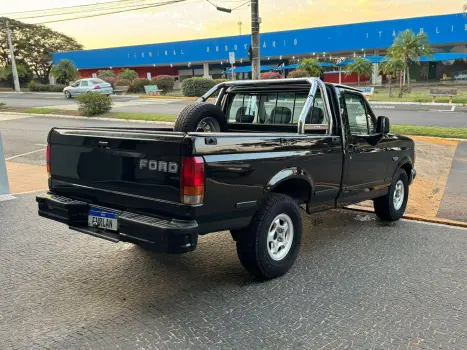 FORD F-1000 2.5 XL CABINE SIMPLES TURBO DIESEL, Foto 3