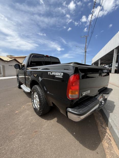 FORD F-250 4.2 XLT TURBO INTERCOOLER CABINE SIMPLES, Foto 4