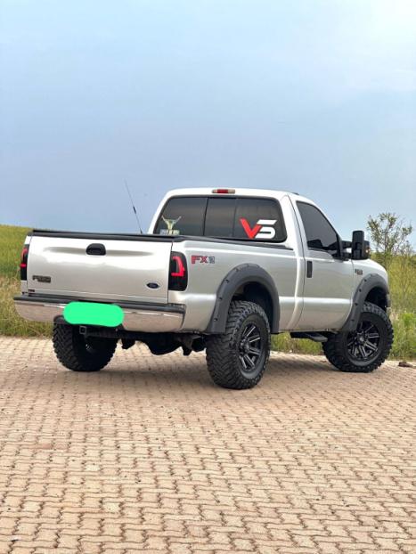 FORD F-250 4.2 XLT TURBO INTERCOOLER CABINE SIMPLES, Foto 4