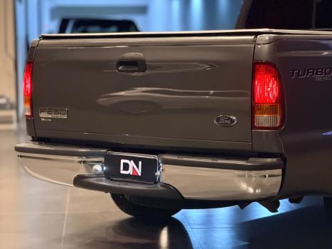 FORD F-250 4.2 XLT TURBO INTERCOOLER CABINE SIMPLES, Foto 4