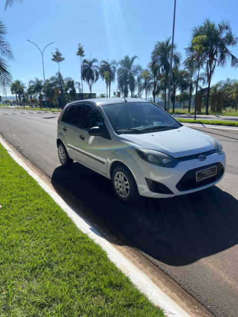 FORD Fiesta Hatch 1.6 4P CLASS FLEX, Foto 2