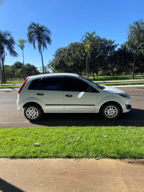FORD Fiesta Hatch 1.6 4P CLASS FLEX, Foto 3