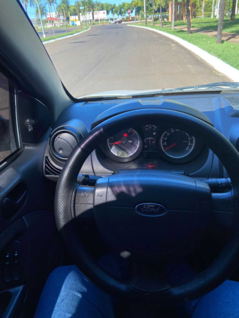 FORD Fiesta Hatch 1.6 4P CLASS FLEX, Foto 6