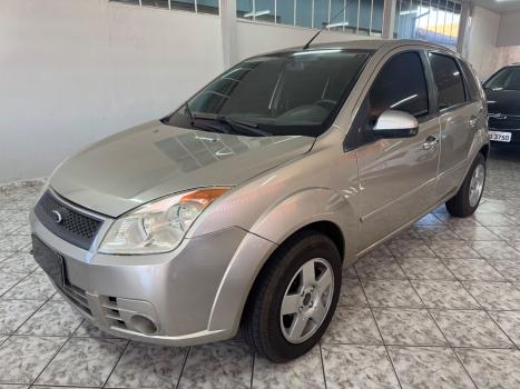 FORD Fiesta Hatch 1.6, Foto 1