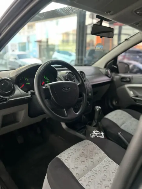 FORD Fiesta Hatch 1.0 4P FLEX, Foto 5 FORD Fiesta Hatch 1.0 4P FLEX, Foto 5