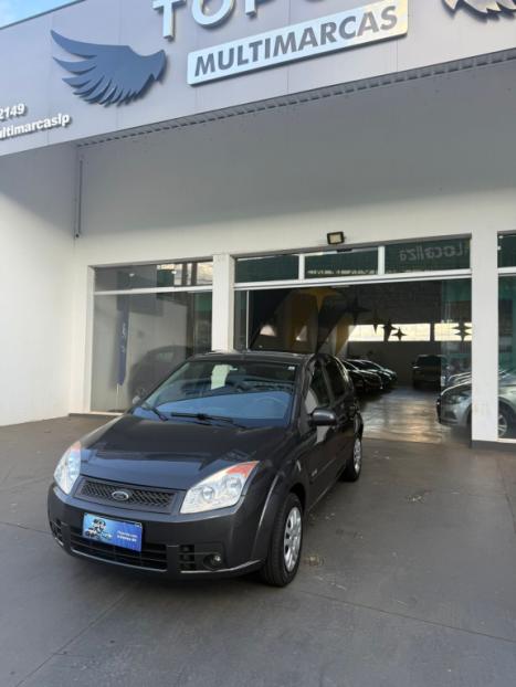 FORD Fiesta Hatch 1.6, Foto 4