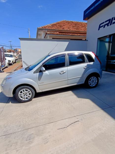 FORD Fiesta Hatch 1.6 CLASS, Foto 6