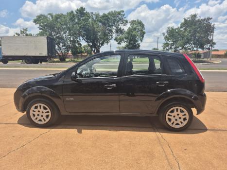 FORD Fiesta Hatch 1.6 4P CLASS FLEX, Foto 2