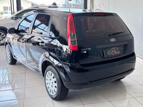 FORD Fiesta Hatch 1.0, Foto 4