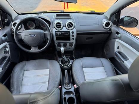 FORD Fiesta Hatch 1.6 4P ROCAM FLEX, Foto 6