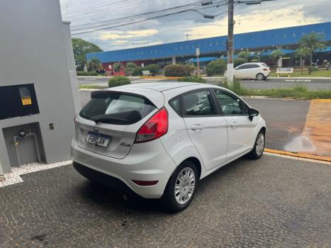 FORD Fiesta Hatch 1.5 16V 4P S FLEX, Foto 3