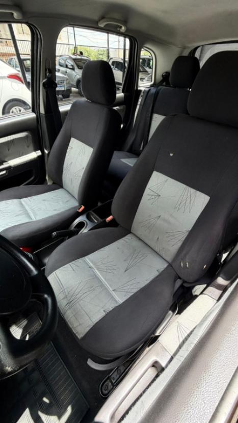 FORD Fiesta Hatch 1.6 4P FLEX, Foto 6