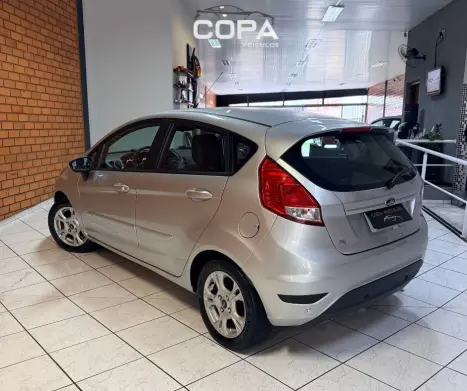 FORD Fiesta Hatch 1.6 16V 4P SEL FLEX, Foto 13