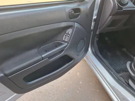 FORD Fiesta Hatch 1.0 4P, Foto 6